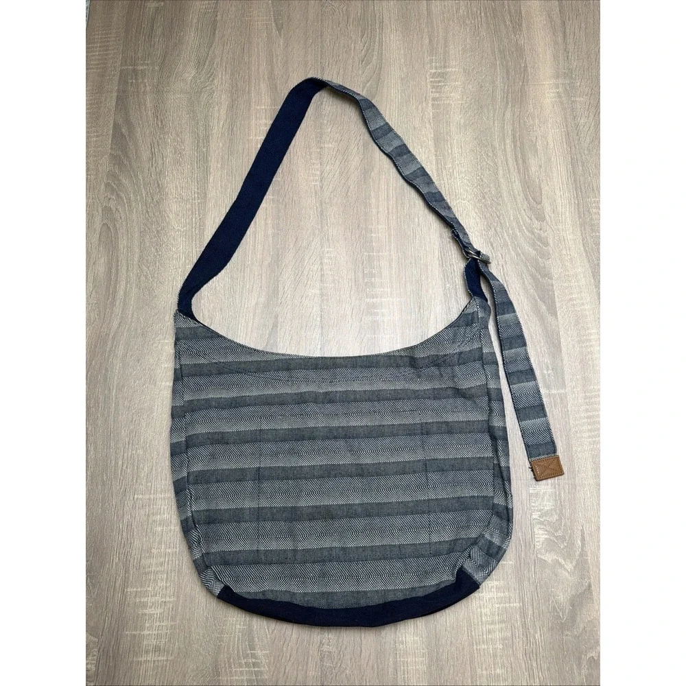 Retro Metro by Thirty One Blue‎ Woven Stripe Crossbody Hobo Purse Bag
